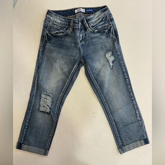 YMI Crops Distressed Cuffed Denim Jean Capri Size 3 - Picture 2 of 7
